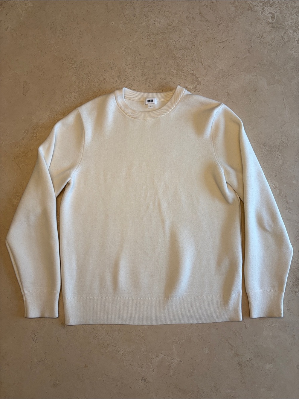 Uniqlo Men's  Sweater in Ivory. Size M